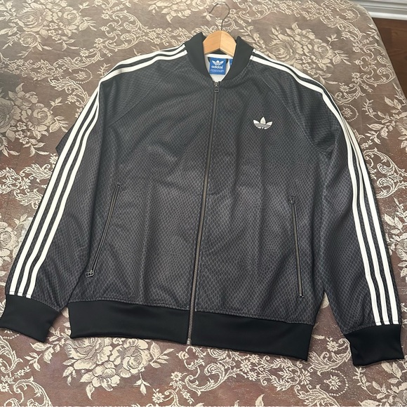 Adidas Snake Superstar Track Jacket- Mens Black XL. - Picture 4 of 15
